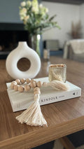 Colgante con cuentas de madera